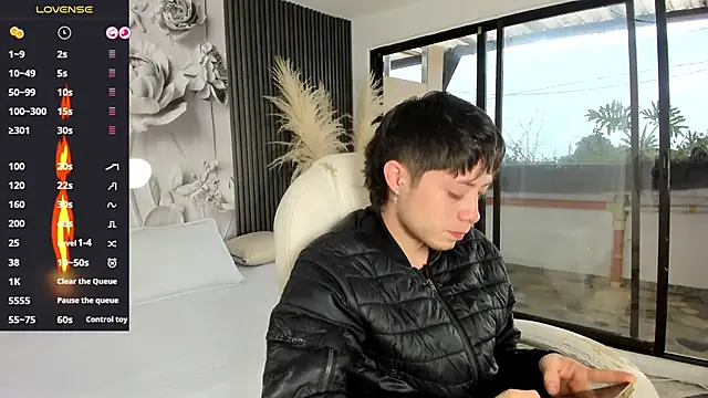 marcuscollins1  online show from 02/10/26, 12:37