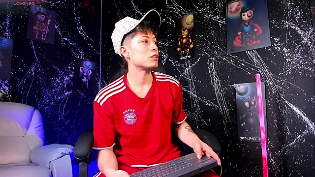 marcuscollins1  online show from 02/28/25, 01:47