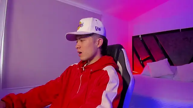 marcuscollins1  online show from 11/30/25, 01:34