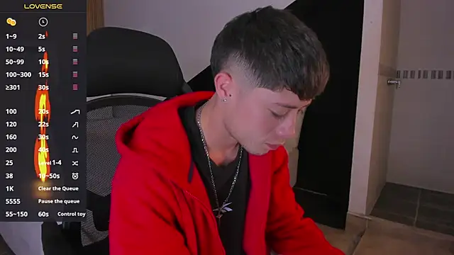 marcuscollins1  online show from 05/27/26, 01:40