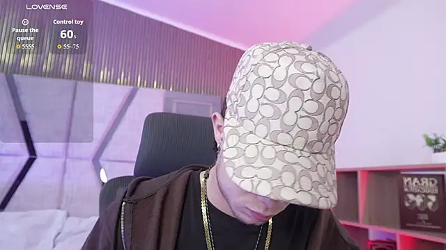 marcuscollins1  online show from 01/07/26, 02:22