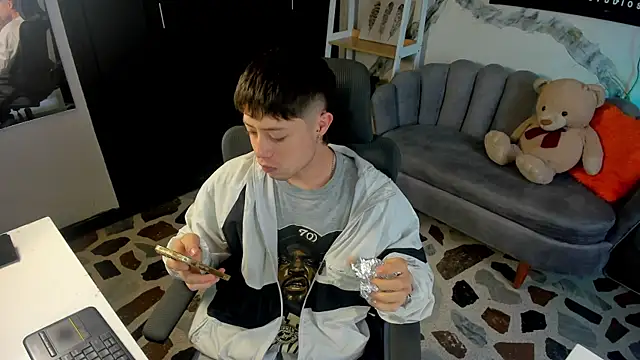 marcuscollins1  online show from 01/18/26, 12:08