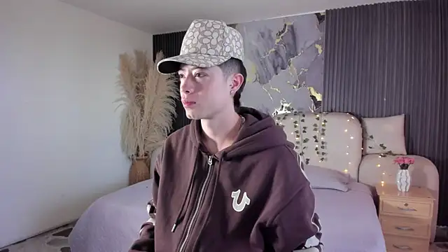 marcuscollins1  online show from 03/20/26, 12:39