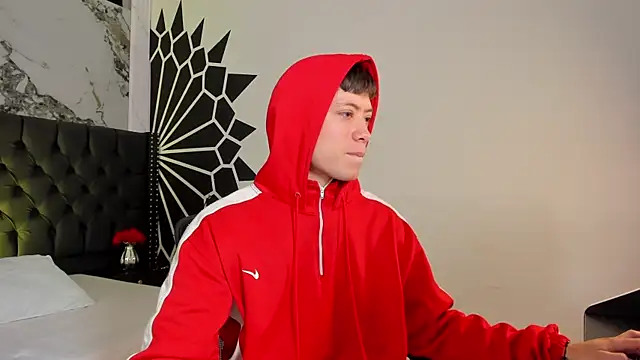 marcuscollins1  online show from 04/07/26, 01:35