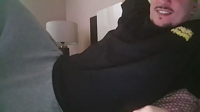 giumy91 online show from 05/18/26, 09:03