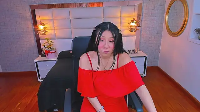 Nohemi louse online show from 03/30/26, 06:42