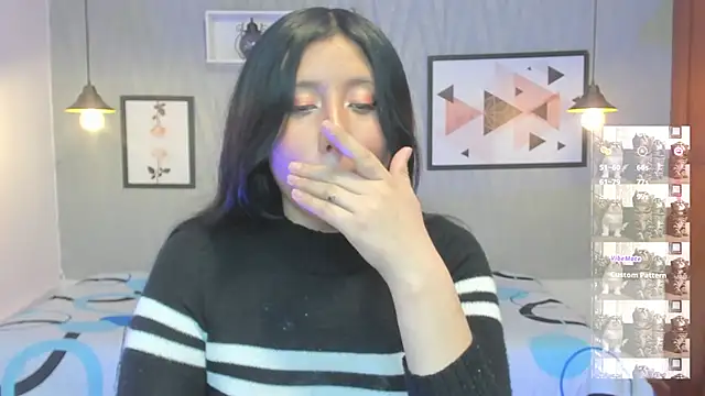 Nohemi louse online show from 03/11/25, 07:25
