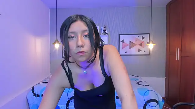 Nohemi louse online show from 03/13/25, 01:43