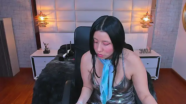 Nohemi louse online show from 01/31/26, 07:12