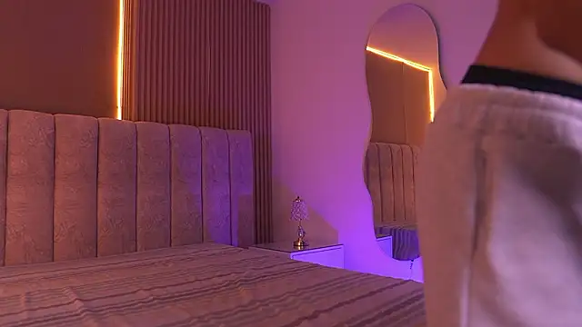 Snapshot of sara_lopee1 chatting on 02/25/26, 11:54 sara lopee1 online show from 02/25/26, 11:54