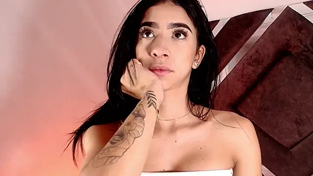 Snapshot of sara_lopee1 chatting on 10/09/25, 11:55 sara lopee1 online show from 10/09/25, 11:55