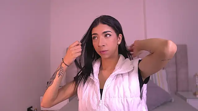 Snapshot of sara_lopee1 chatting on 11/20/25, 11:55 sara lopee1 online show from 11/20/25, 11:55