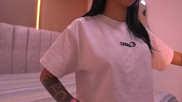 Snapshot of sara_lopee1 chatting on 02/05/26, 11:50 sara lopee1 online show from 02/05/26, 11:50