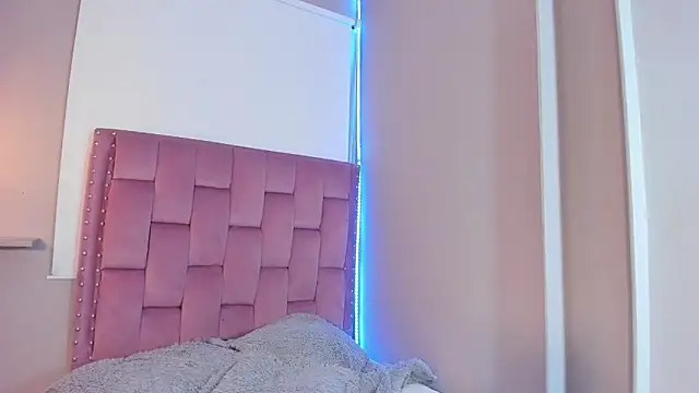 Roxy Stonee online show from 03/20/26, 07:26