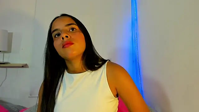 Roxy Stonee online show from 01/06/26, 07:29