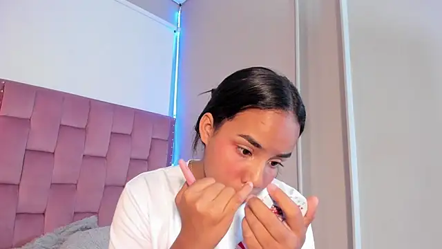 Roxy Stonee online show from 03/19/26, 07:25