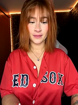 Snapshot of chloe_rockss_ chatting on 09/24/25, 10:59 chloe rockss online show from 09/24/25, 10:59
