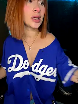 Snapshot of chloe_rockss_ chatting on 09/25/25, 11:00 chloe rockss online show from 09/25/25, 11:00