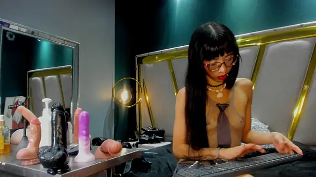 Mara Gonzalez online show from 02/13/26, 12:05