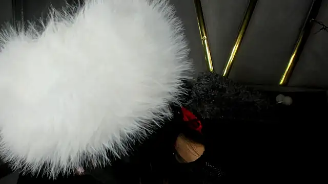 Snapshot of Mara_Gonzalez chatting on 12/13/25, 08:04 Mara Gonzalez online show from 12/13/25, 08:04