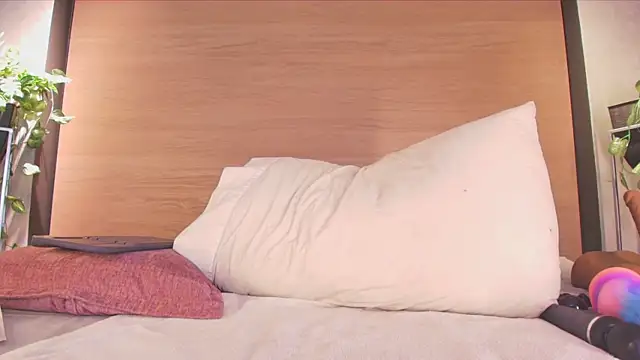 imabby monroe online show from 09/10/25, 10:47