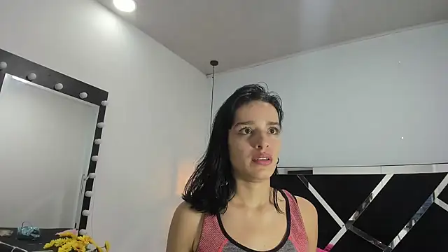 Snapshot of Annyrosee chatting on 03/17/25, 08:30 Annyrosee online show from 03/17/25, 08:30