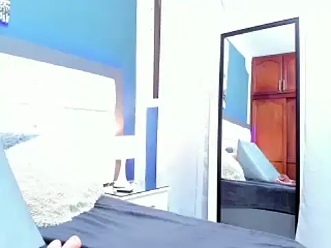 Snapshot of DayannaBronx chatting on 02/21/25, 01:22 DayannaBronx online show from 02/21/25, 01:22