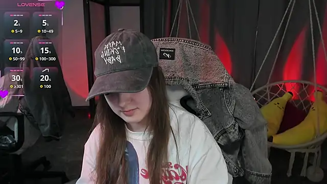 kaisajenner online show from 04/13/26, 09:52