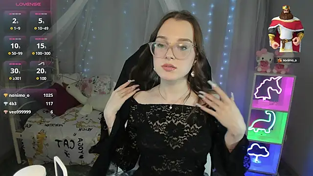 Snapshot of kaisajenner chatting on 03/14/25, 04:32 kaisajenner online show from 03/14/25, 04:32