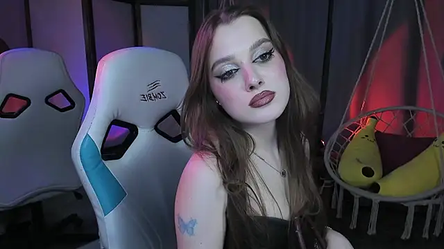 kaisajenner online show from 03/22/26, 09:11