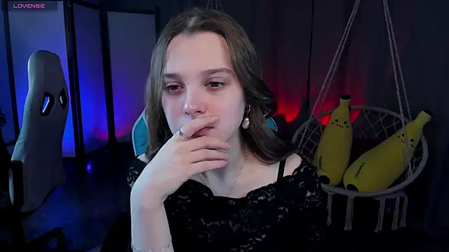 kaisajenner online show from 12/18/25, 07:07