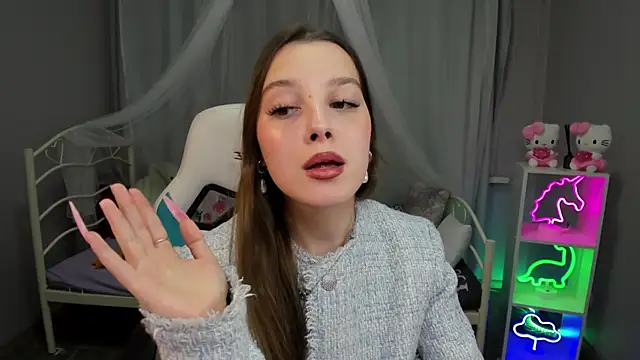 kaisajenner online show from 11/21/25, 06:18