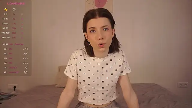 FeliceDendy online show from 02/19/25, 04:12