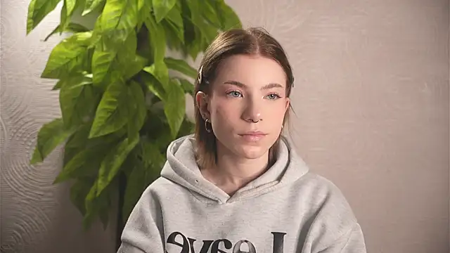 FeliceDendy online show from 02/02/25, 03:54