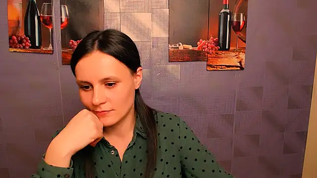 ValeriaHeart  online show from 02/07/25, 01:53