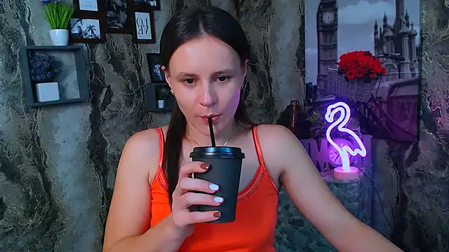 ValeriaHeart  online show from 12/03/25, 01:21