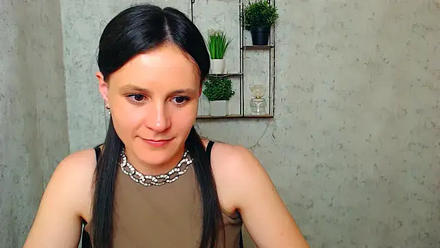 ValeriaHeart  online show from 03/04/25, 01:49