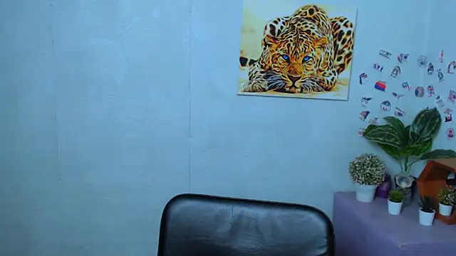 Snapshot of ValeriaHeart_ chatting on 03/03/26, 02:02 ValeriaHeart online show from 03/03/26, 02:02