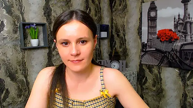 ValeriaHeart  online show from 03/05/25, 04:13