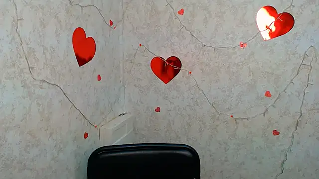 ValeriaHeart  online show from 03/06/25, 07:21