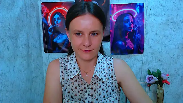 Snapshot of ValeriaHeart_ chatting on 06/03/26, 01:01 ValeriaHeart online show from 06/03/26, 01:01