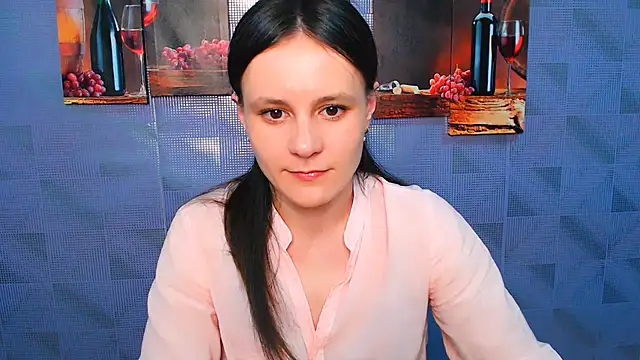 ValeriaHeart  online show from 03/14/25, 12:51