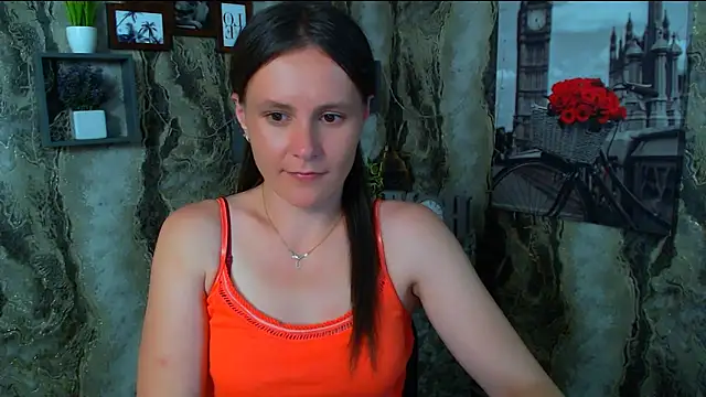 Snapshot of ValeriaHeart_ chatting on 05/26/26, 02:26 ValeriaHeart online show from 05/26/26, 02:26