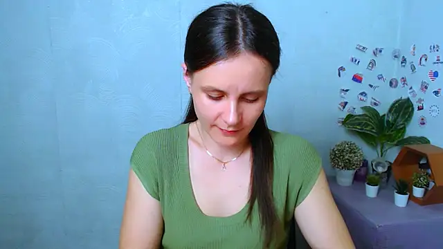 ValeriaHeart  online show from 03/04/26, 01:52