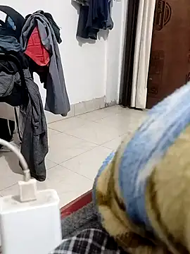 Hot funky boy online show from 02/08/25, 10:08