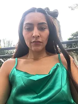 Sofiadelacruz online show from 04/13/26, 10:03