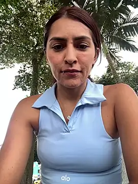 Sofiadelacruz online show from 05/25/26, 07:45