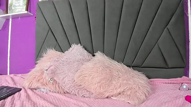 ella laurent online show from 02/27/25, 09:07