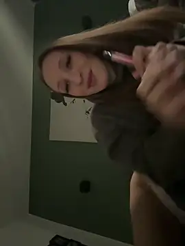 chaanntyy online show from 02/02/26, 12:15