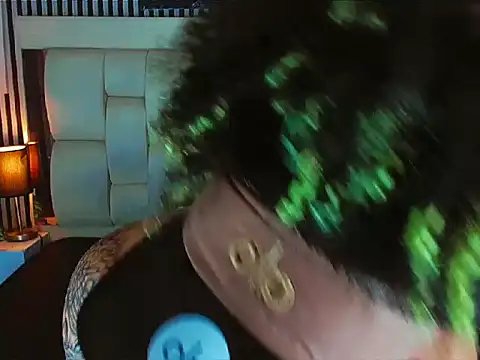 LihanJor 23 online show from 12/04/25, 01:54